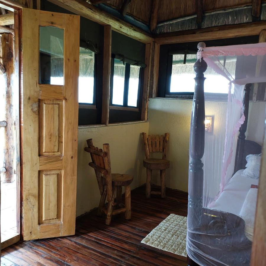 Songbird Safari Lodge & Campsite Katunguru Екстер'єр фото