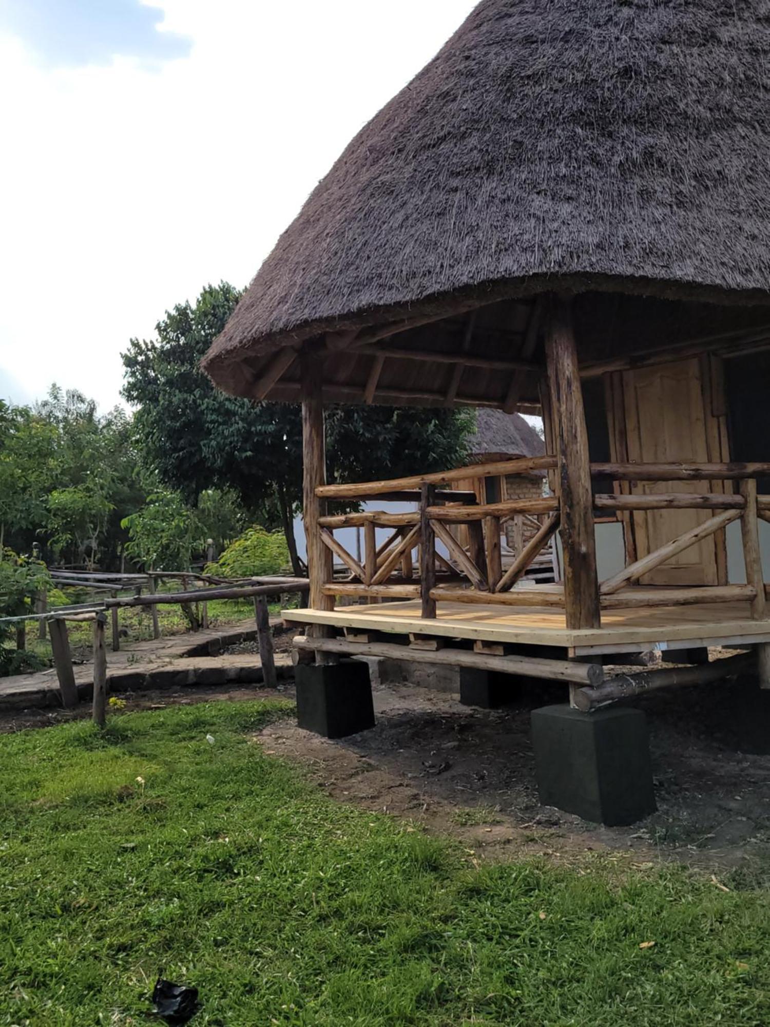Songbird Safari Lodge & Campsite Katunguru Екстер'єр фото